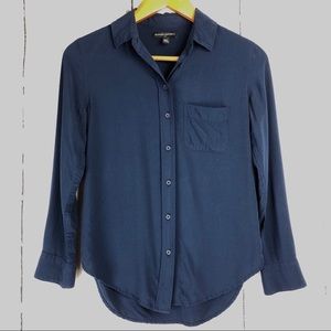 Banana Republic Flowy Button Down Top